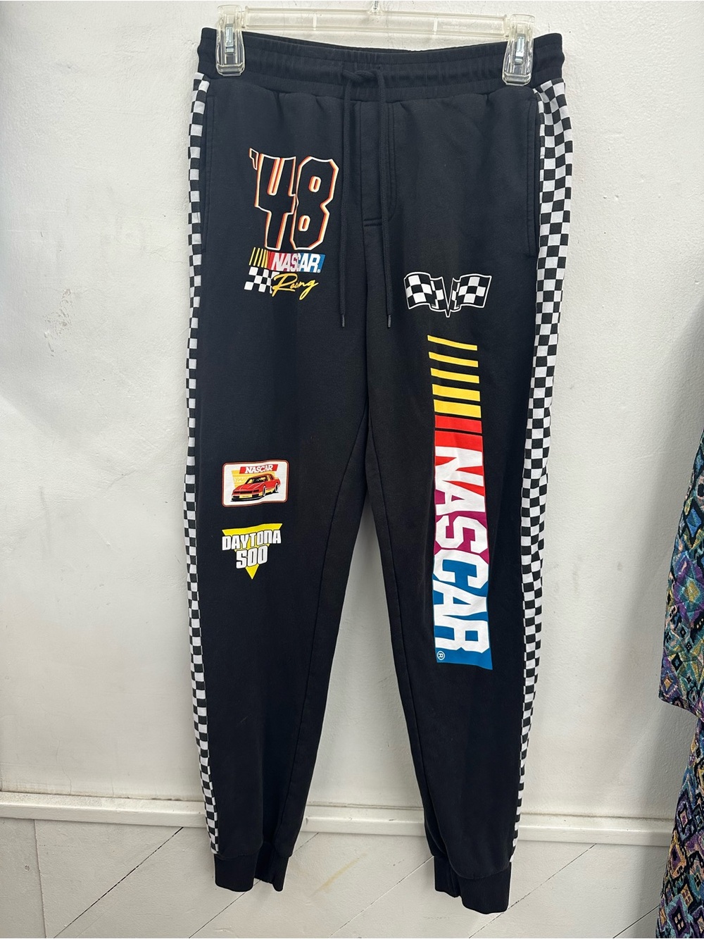 NASCAR Men’s Black Racing Graphic Jogger Pants size large